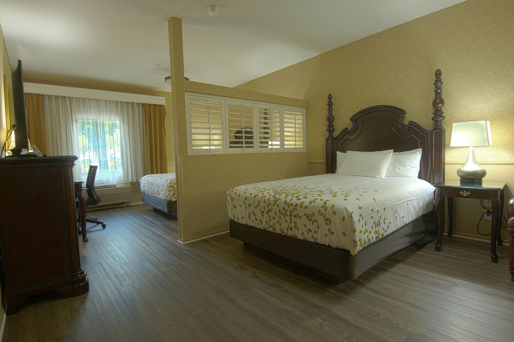 Hotel Azure Hotel&suites Trademark Collection By Wyndham