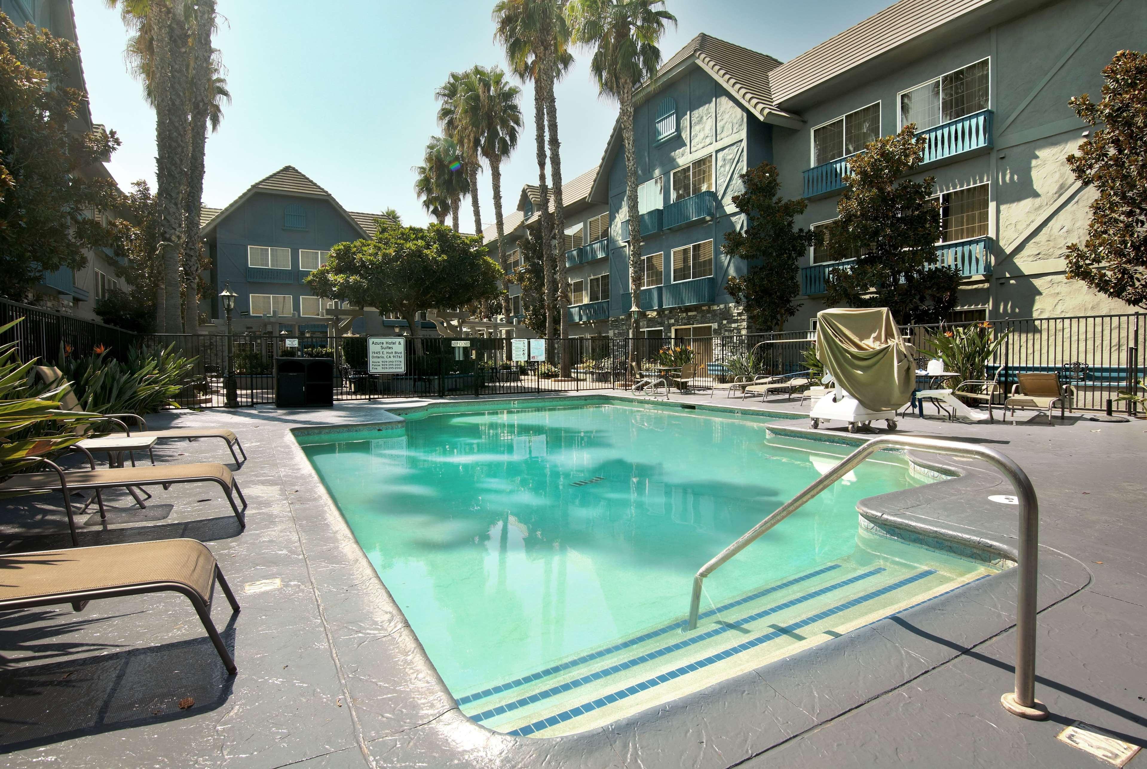 Azure Hotel&suites Trademark Collection By Wyndham